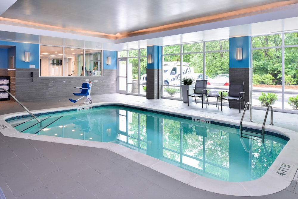 Fairfield Inn & Suites by Marriott Raleigh Cary - photo 26