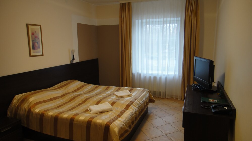 Becker Hotel — Yantarnyy — photo 4