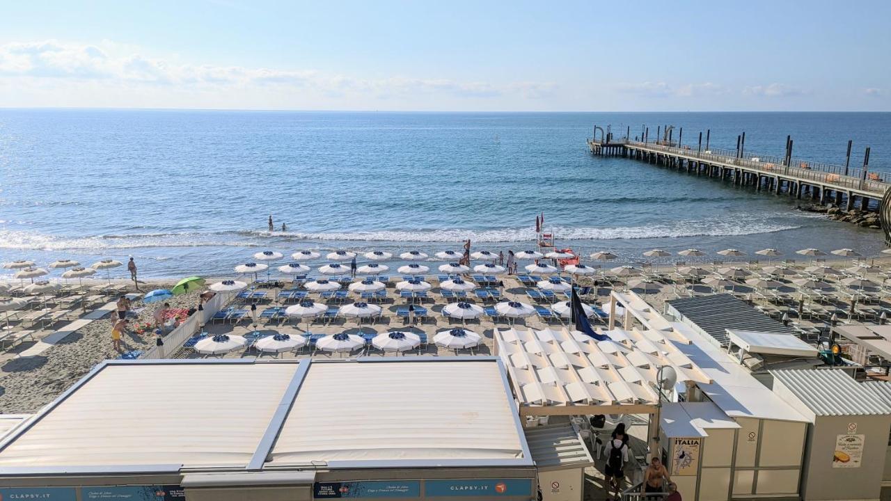 Appartamenti Sul Mare Alassio — 4-Star Luxury Hotel in Alassio, Italy