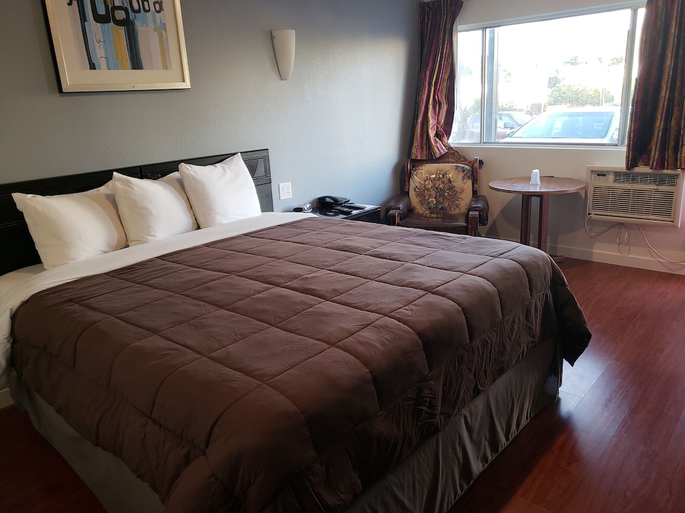 The Guest Harbor Inn Port of Los Angeles San Pedro - photo 4