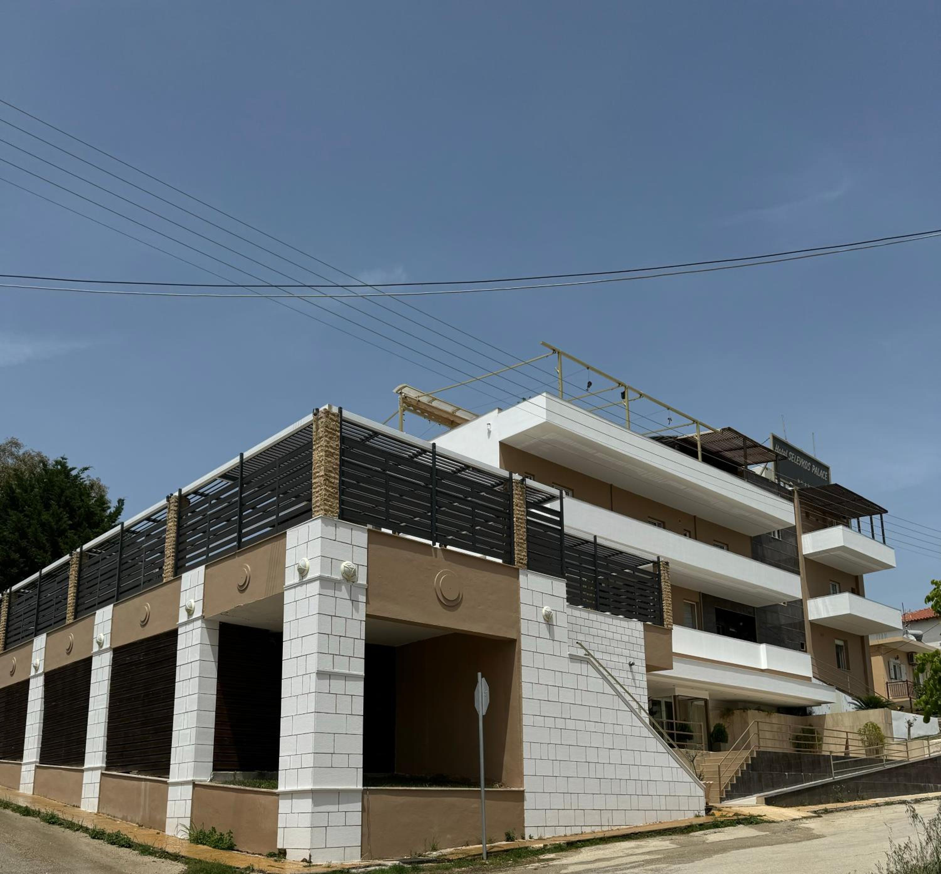Selefkos Palace — Igoumenitsa — photo 2