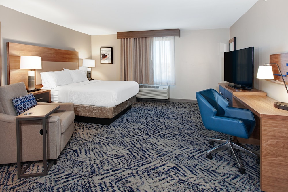 Candlewood Suites Detroit Sterling Heights by IHG - photo 11