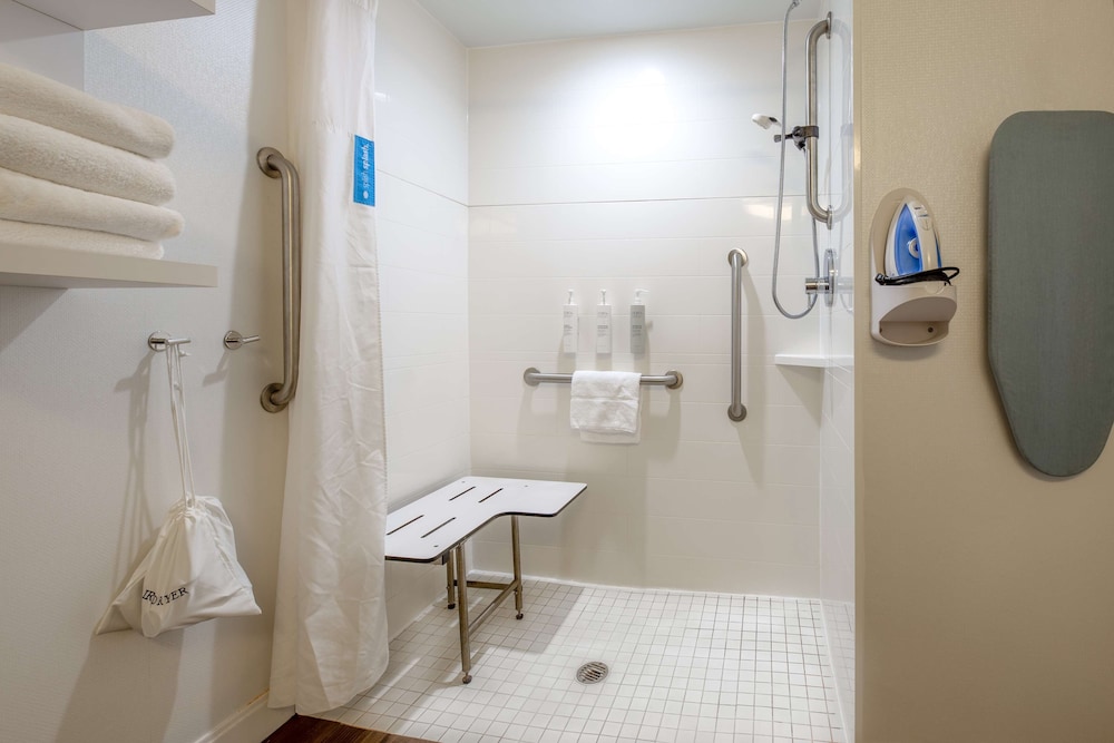 Hampton Inn Columbia I 26 Harbison Blvd. - photo 79