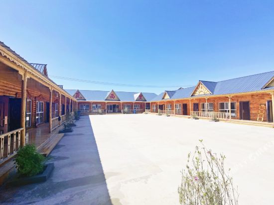 Family tours of en and Vasily in Erguna in E'erguna, People's Republic of China