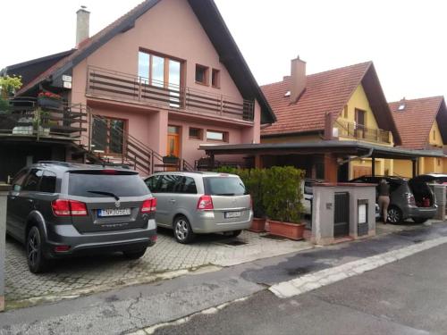 Apartmán na ulici Jedľová 12 — 4-Star Luxury Hotel in Trencin, Slovakia