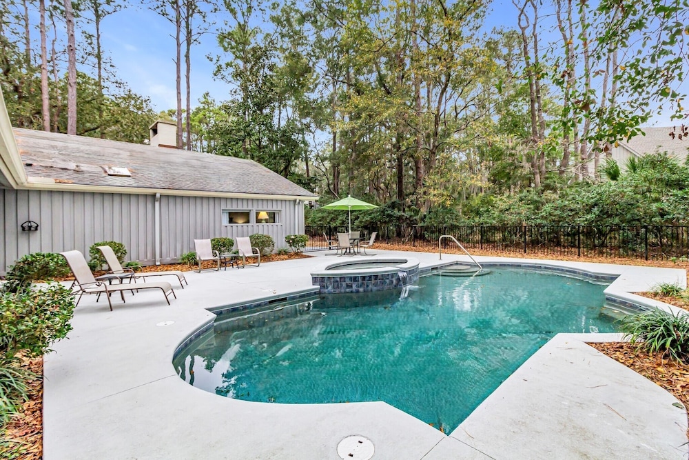 67 Forest Drive at The Sea Pines Resort — 4-Star Luxury Hotel in Hilton Head Island, United States