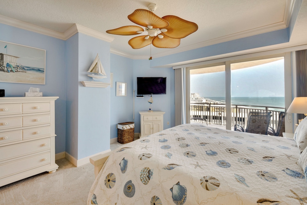 Daytona Towers Grande Unit 702 Apartment 2 - photo 9