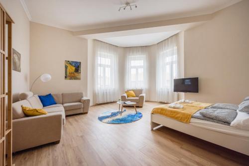 Spacious apartment with 2 bedrooms in Buda 2a — 4-Star Luxury Hotel in Budapest, Hungary