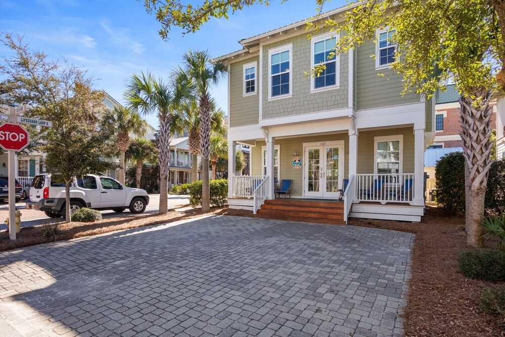Big Panda in Panama City Beach, United States