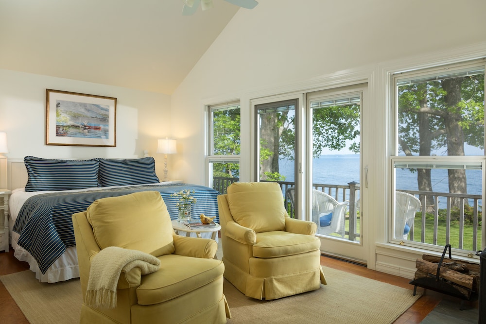 Inn at Sunrise Point - photo 18
