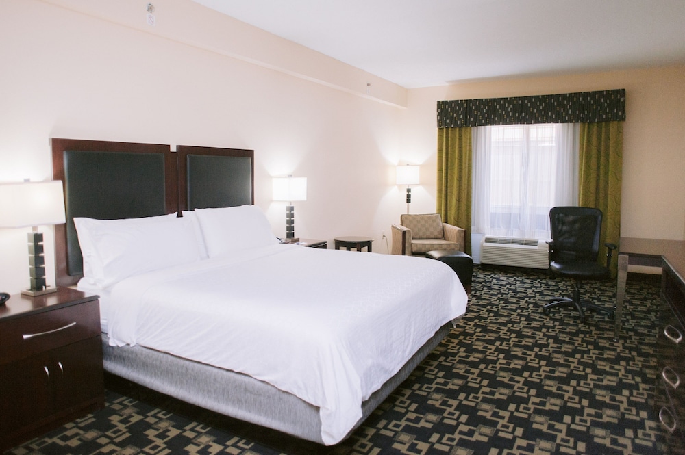 Holiday Inn Express Hotel & Suites Raleigh SW NC State an IHG Hotel - photo 5