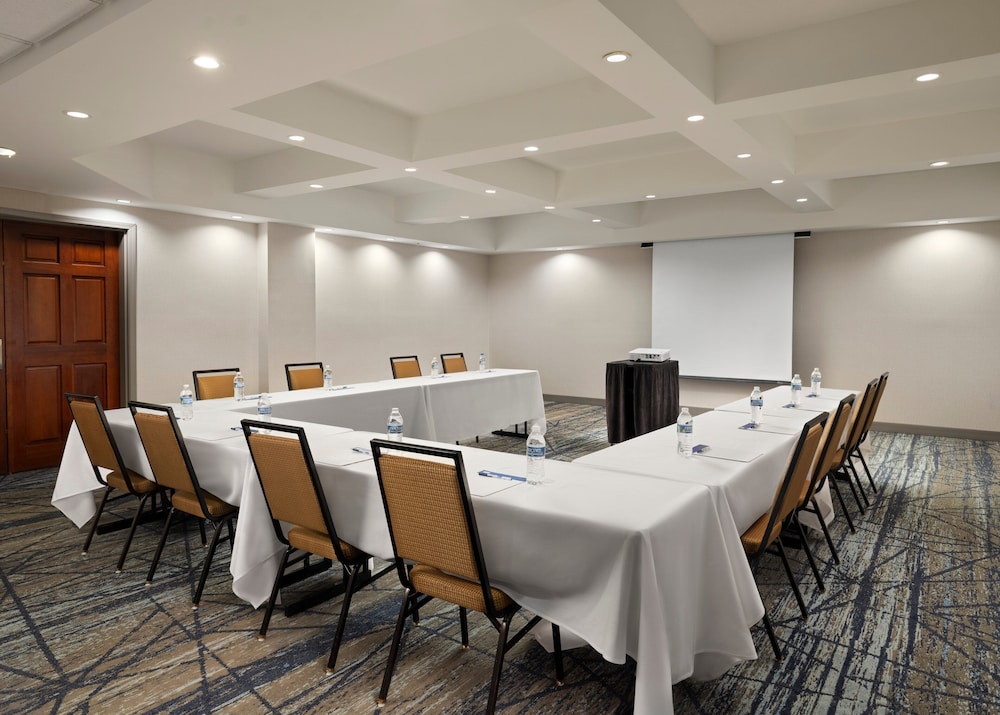 Holiday Inn Express & Suites New Orleans Airport South by IHG - photo 35