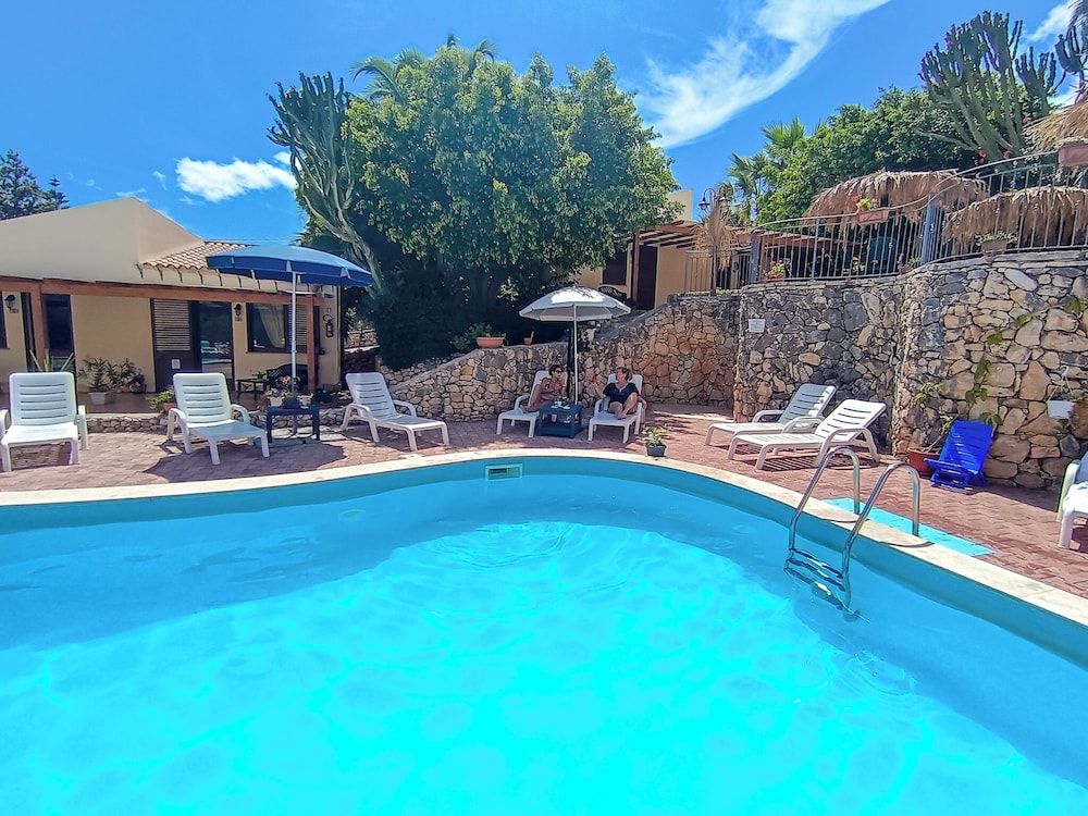 Hotel Grotticelli in Castellammare Del Golfo, Italy