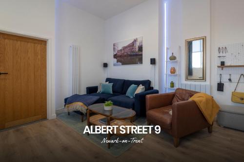 Stylish 2 Bed Apartment in Newark on Trent by Renzo Free Parking and Wi Fi — 4-Star Luxury Hotel in Newark On Trent, United Kingdom