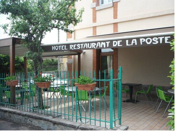 Hotel Restaurant De La Poste in Saint-Just-En-Chevalet, France