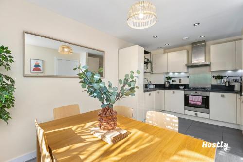 Puffin Way Comfortable spacious house with parking