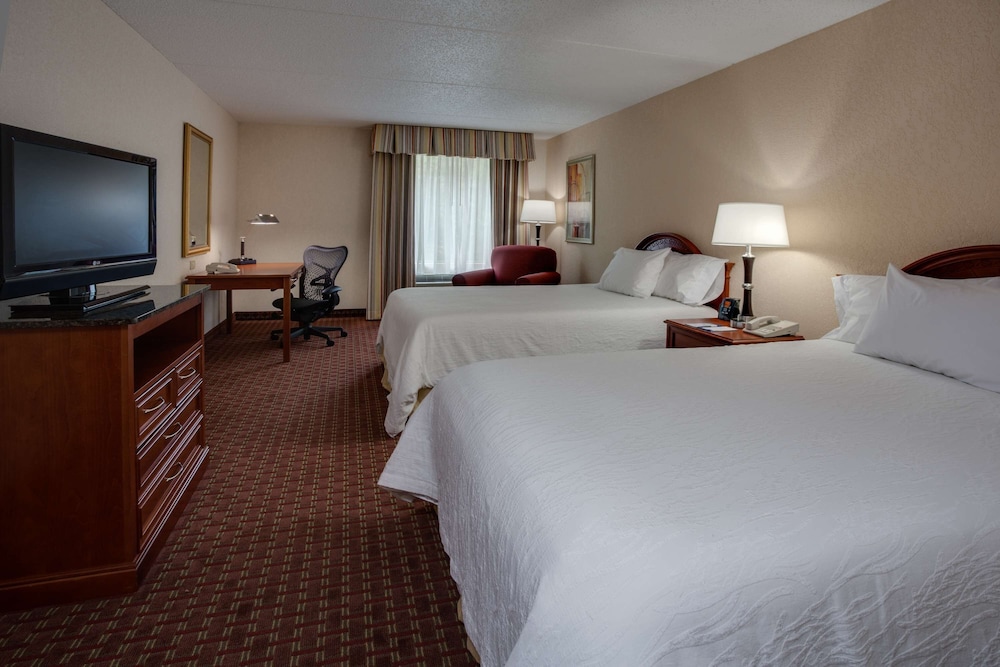 Hilton Garden Inn Cleveland Airport - photo 5