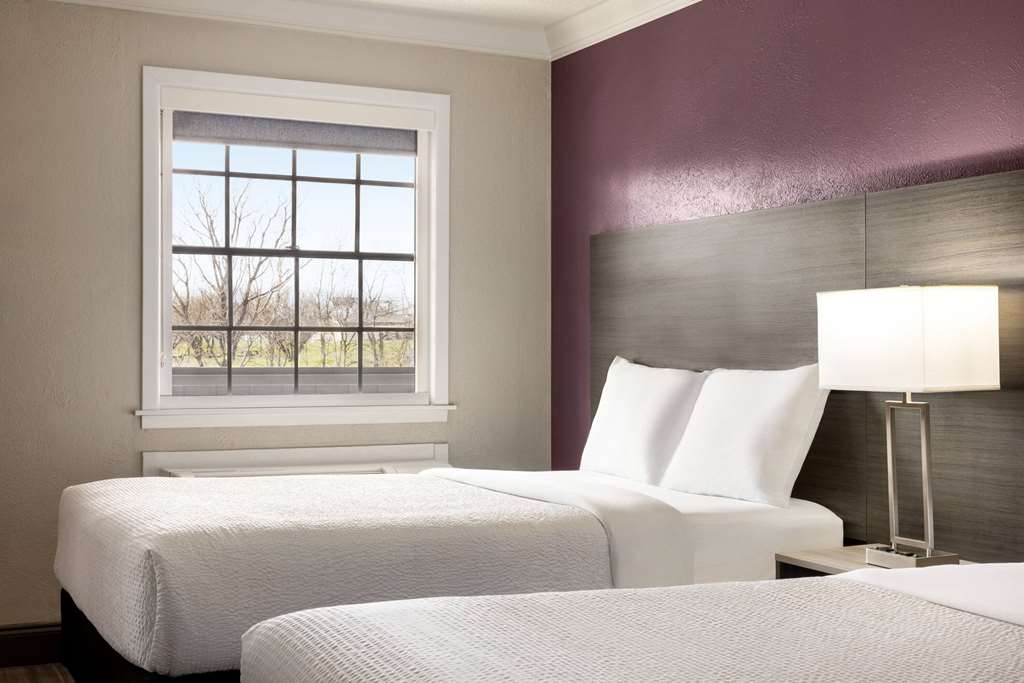 La Quinta Inn by Wyndham San Antonio Lackland - photo 52