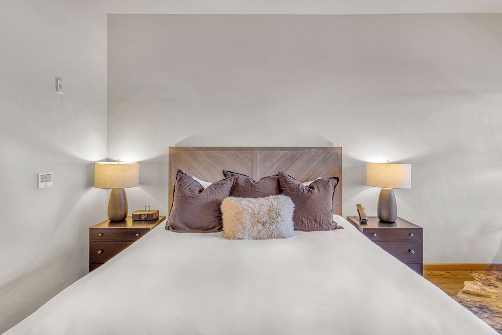 Pronghorn Resort - photo 20