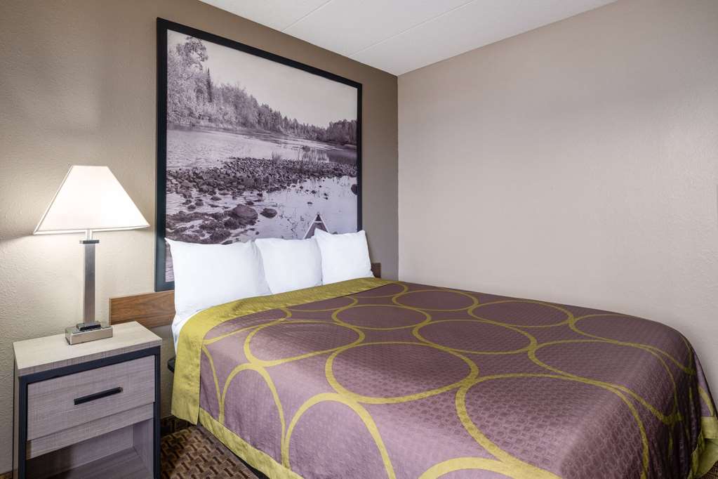 Super 8 by Wyndham Owatonna - photo 11