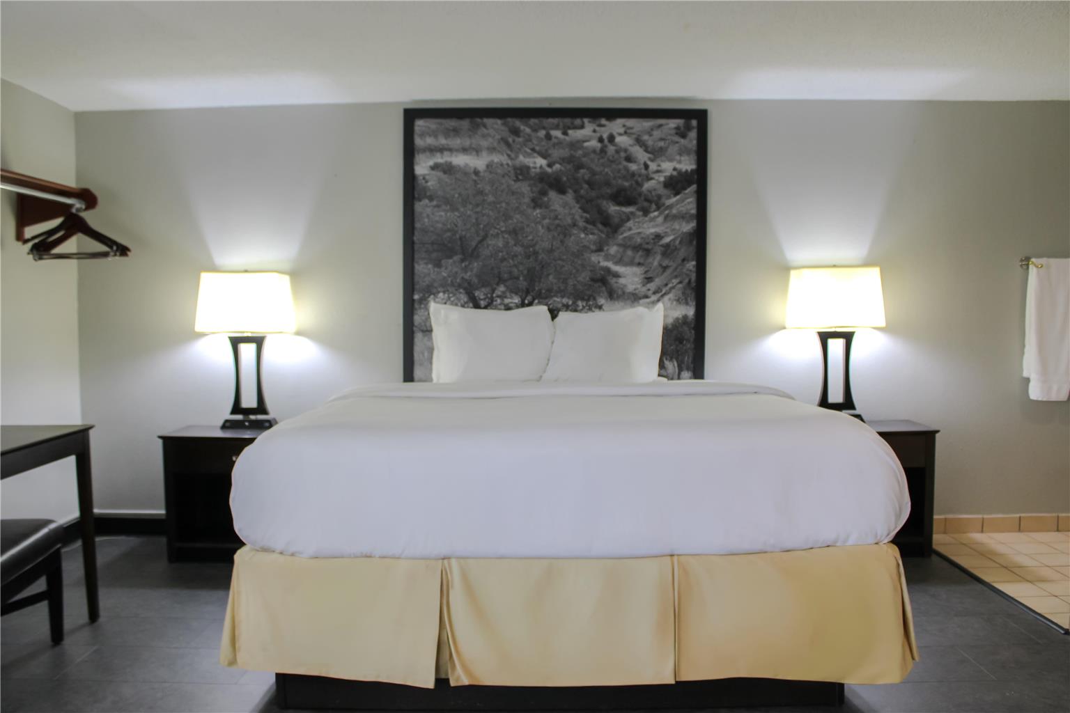 Super 8 by Wyndham Williston ND - photo 12