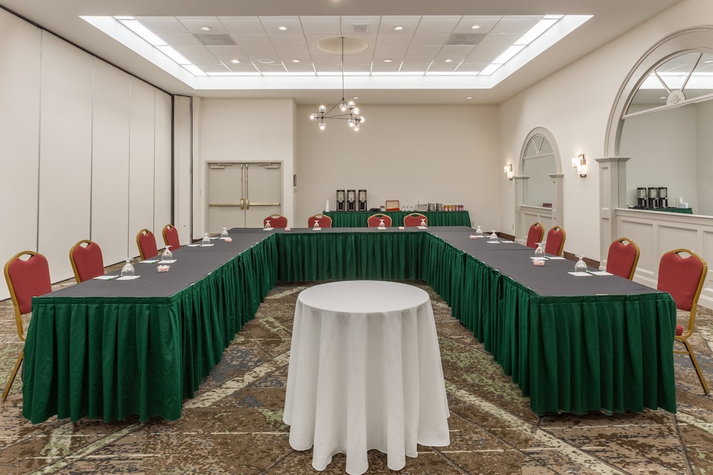 Holiday Inn Philadelphia South Swedesboro by IHG - photo 43