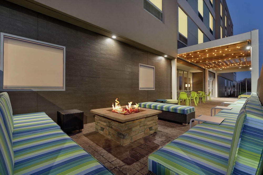 Home2 Suites by Hilton Martinsburg WV - photo 37