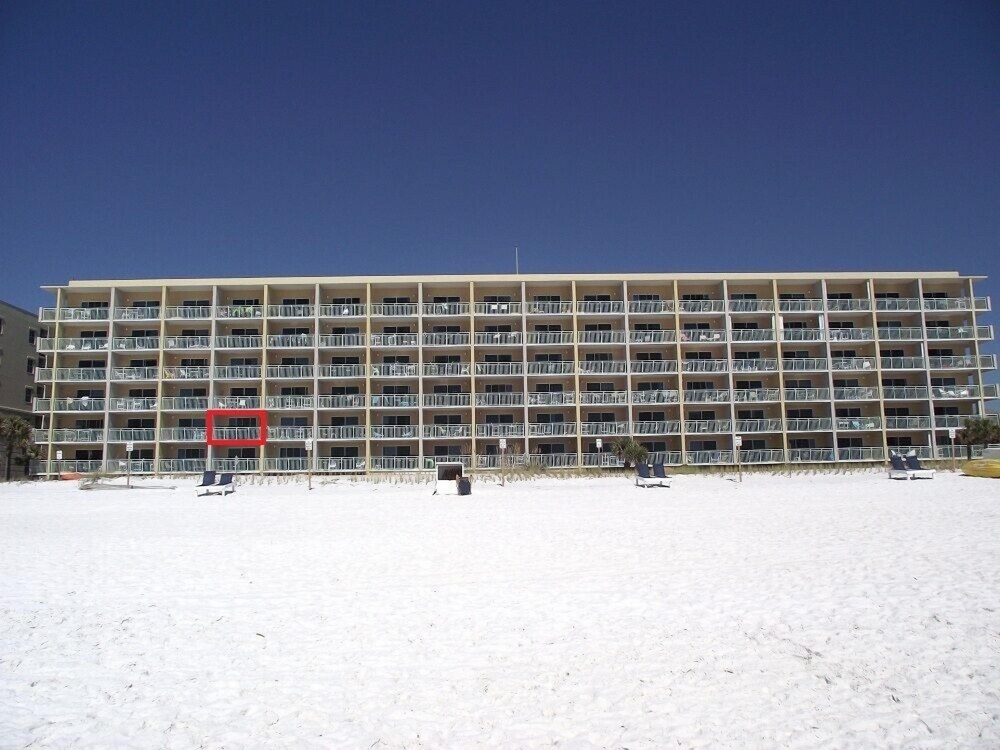 Pelican Isle 215 by RedAwning - photo 36