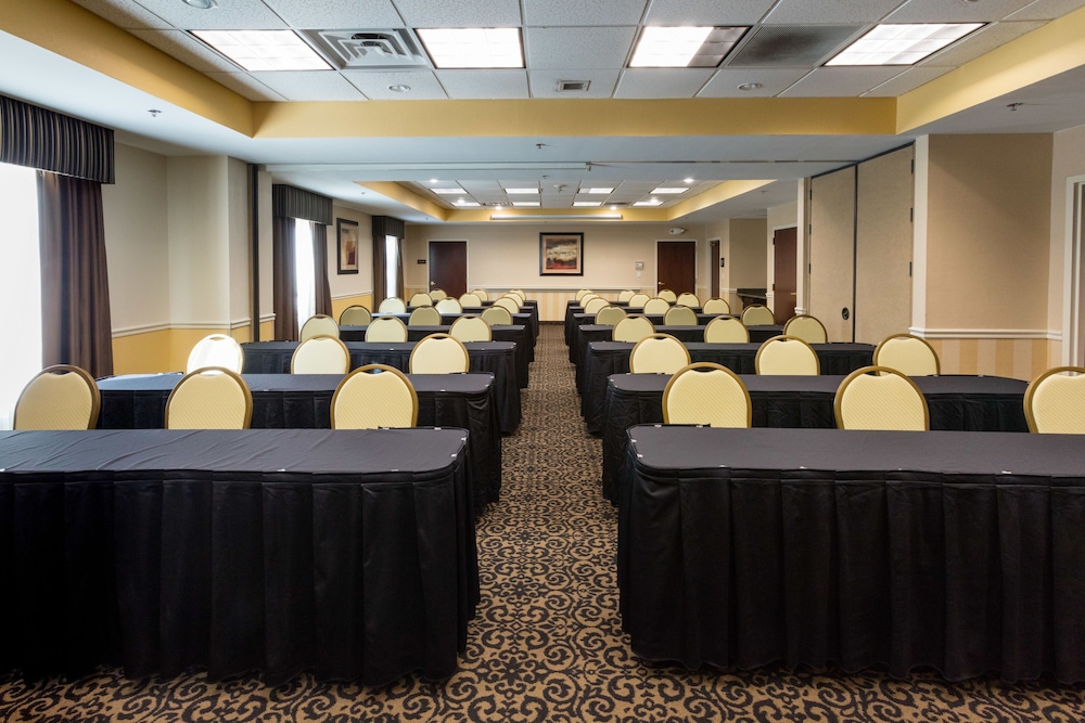 Hampton Inn Suites Jacksonville Airport - photo 49