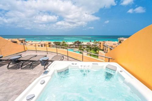 Beachfront Panoramic View 4br Penthouse Ph4 — Unknown City