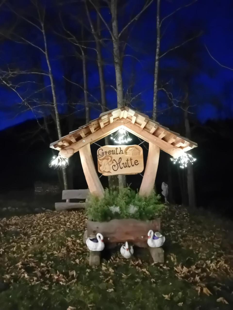 Greuth Hutte - carbon neutral hotel in Tarvisio