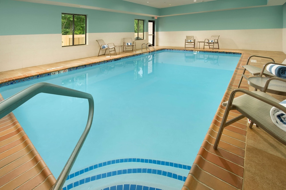 Hampton Inn Lake Charles - photo 31