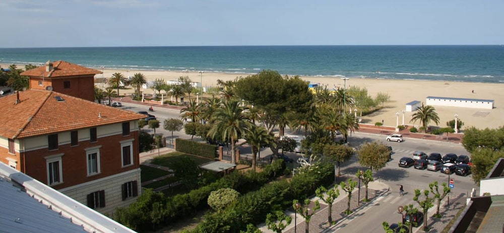 Hotel Sole - carbon neutral hotel in Giulianova