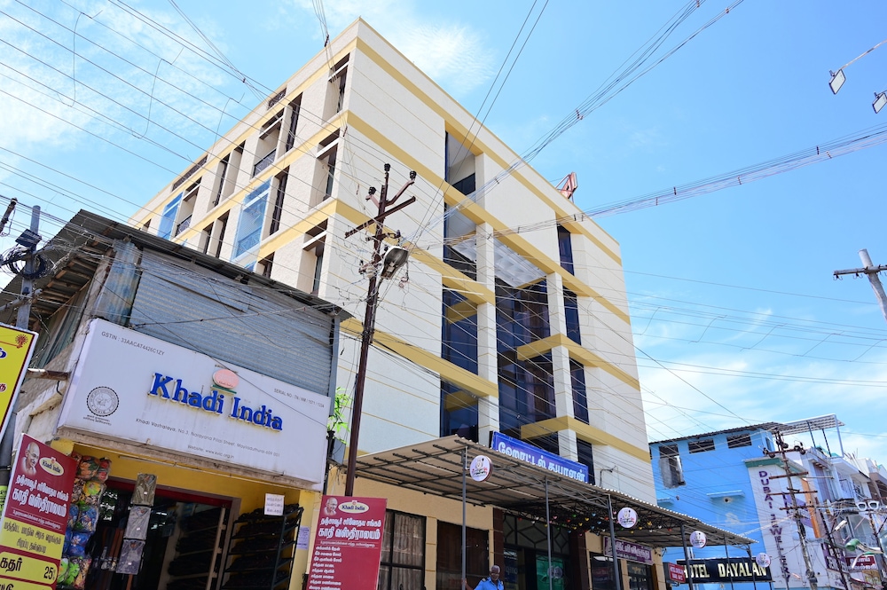 Hotel Dhayalan — hotel in Mayiladuthurai