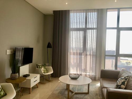 Urban Awe Apartment: iTowers 21st Floor — 4-Star Luxury Hotel in Gaborone, Botswana