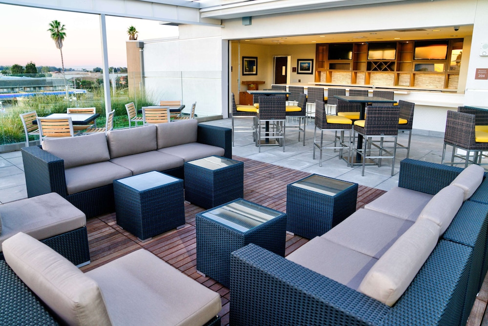 Hilton Garden Inn Santa Barbara Goleta - photo 86