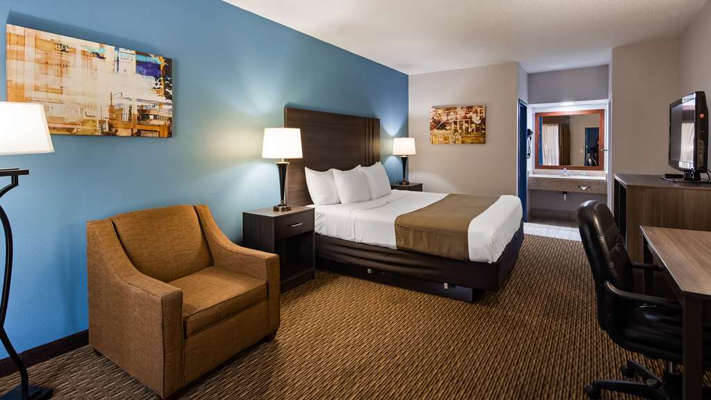Best Western Emporia - photo 11