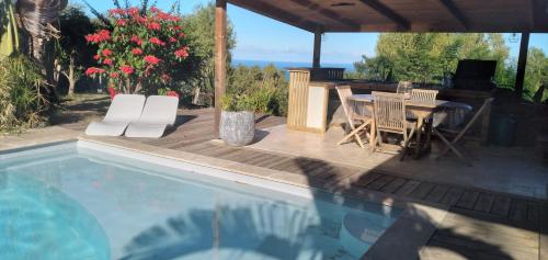 Villa Baies Roses — 4-Star Luxury Hotel in Saint-Leu, Réunion