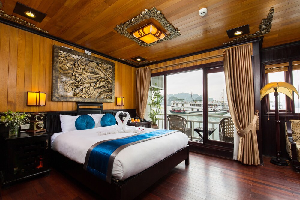 Ancora Cruises — Ha Long — photo 2
