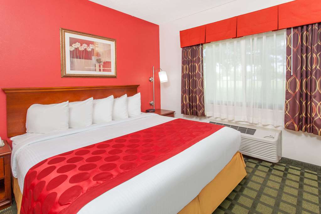 Ramada Limited Decatur - photo 13