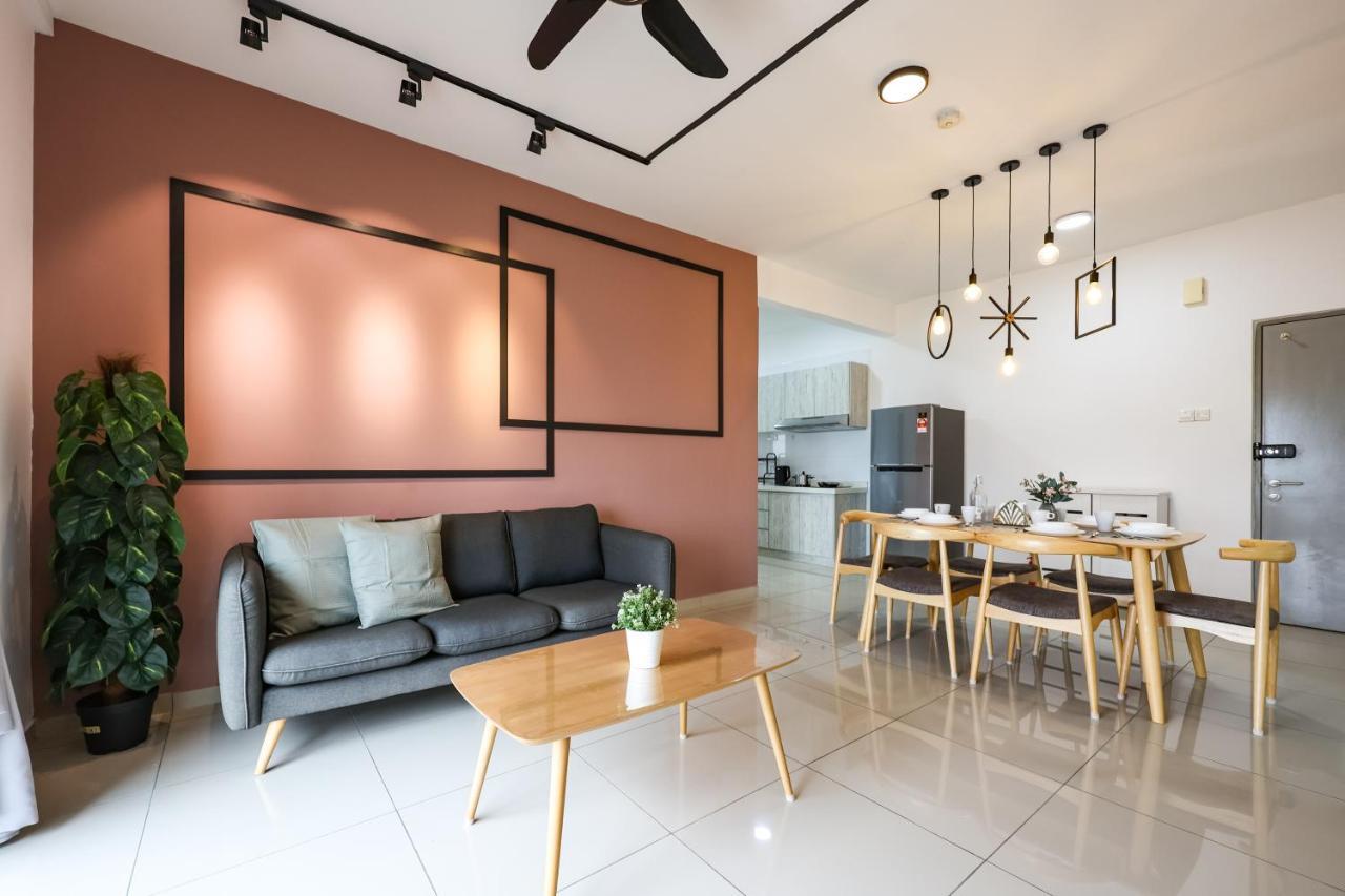 Beautiful 3B2B for 6 pax w Pool Subang Jaya — 4-Star Luxury Hotel in Subang Jaya, Malaysia