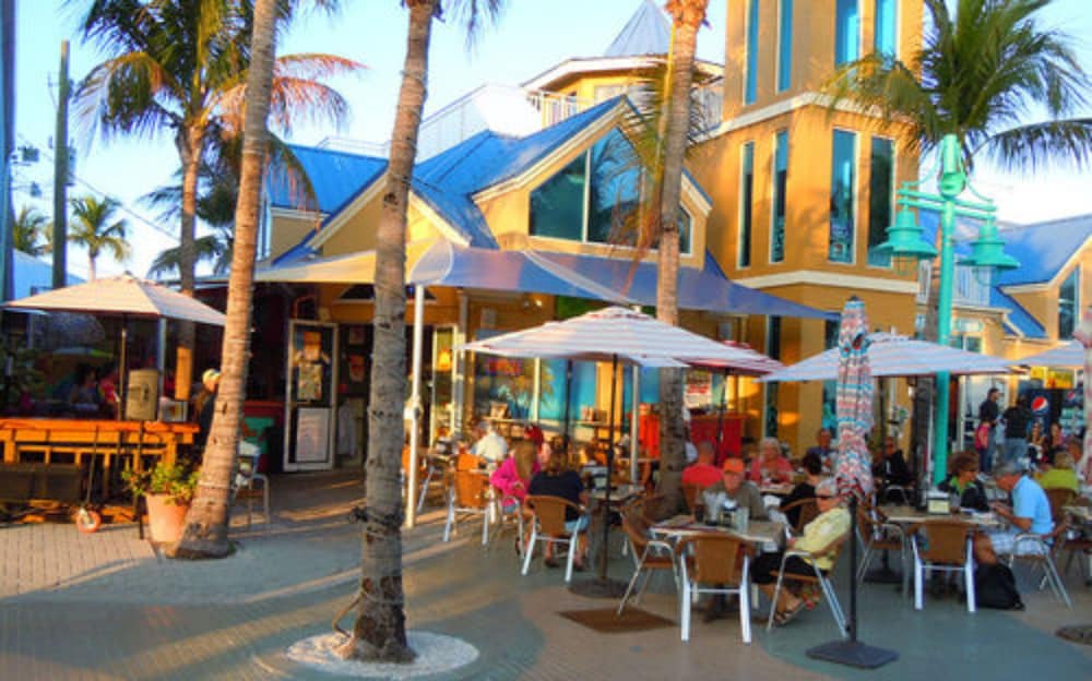 Manatee Bay Inn Near Fishing Pier Fort Myers Beach - photo 15