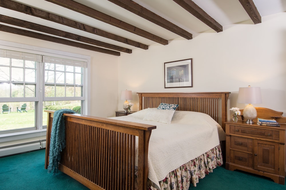 Chesterfield Inn - photo 12