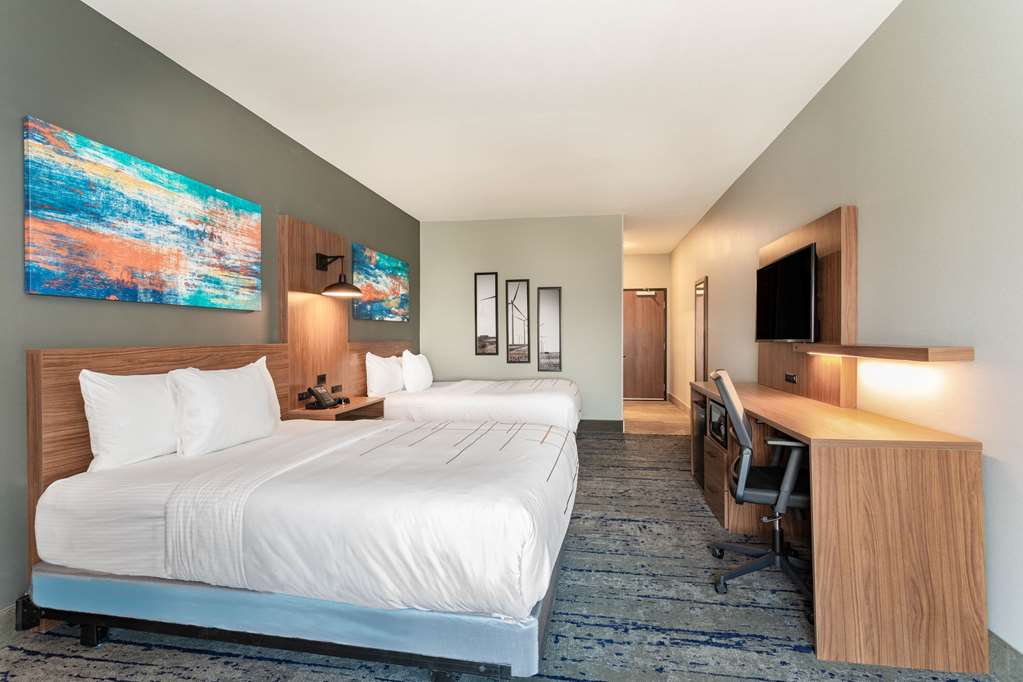 La Quinta Inn & Suites by Wyndham Limon - photo 18