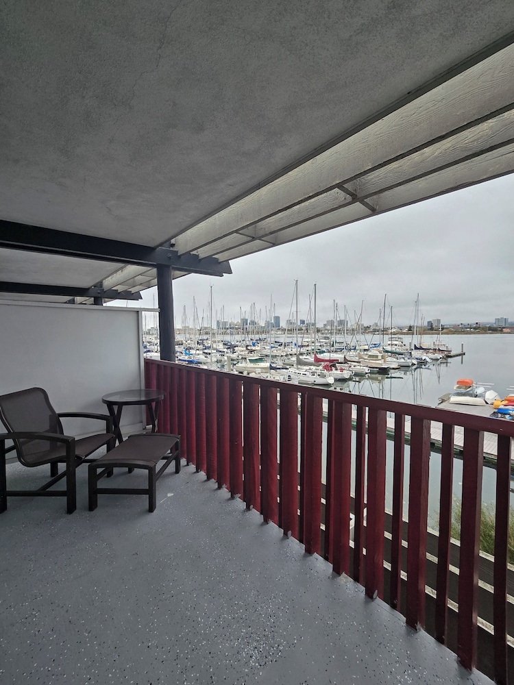 Marina Village Inn - photo 29