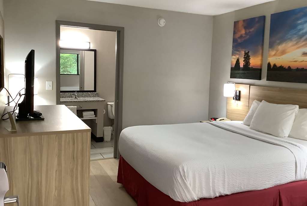 Days Inn by Wyndham Kingdom City - photo 19