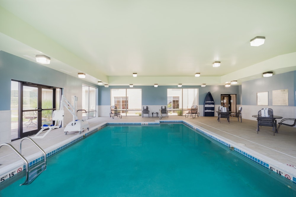 Holiday Inn Express Bloomsburg by IHG - photo 33