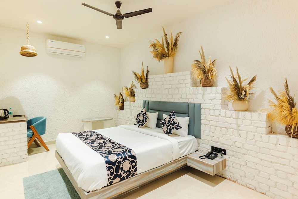 Mahaveer Residency Hotel in Thane, India