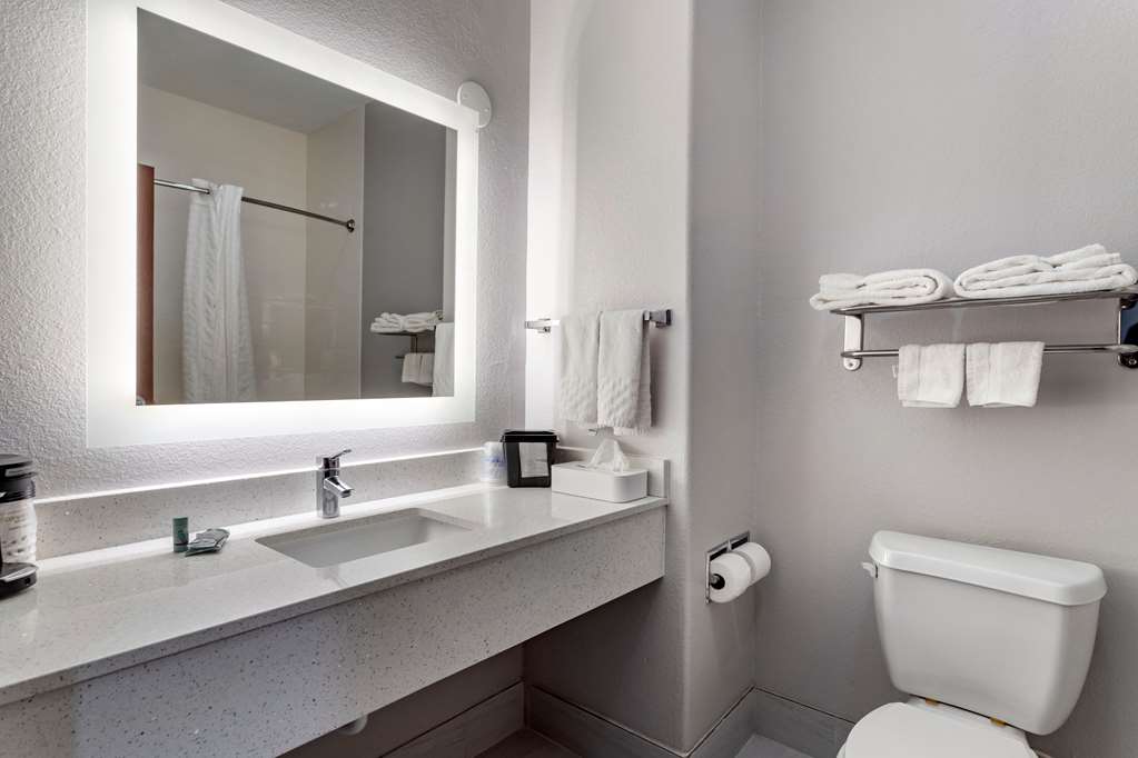 Best Western Oakdale Inn - photo 25