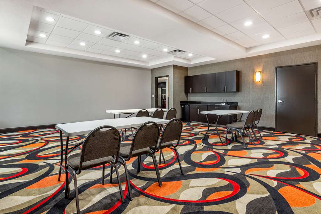 Best Western Plus Coweta's 1st Hotel - photo 31